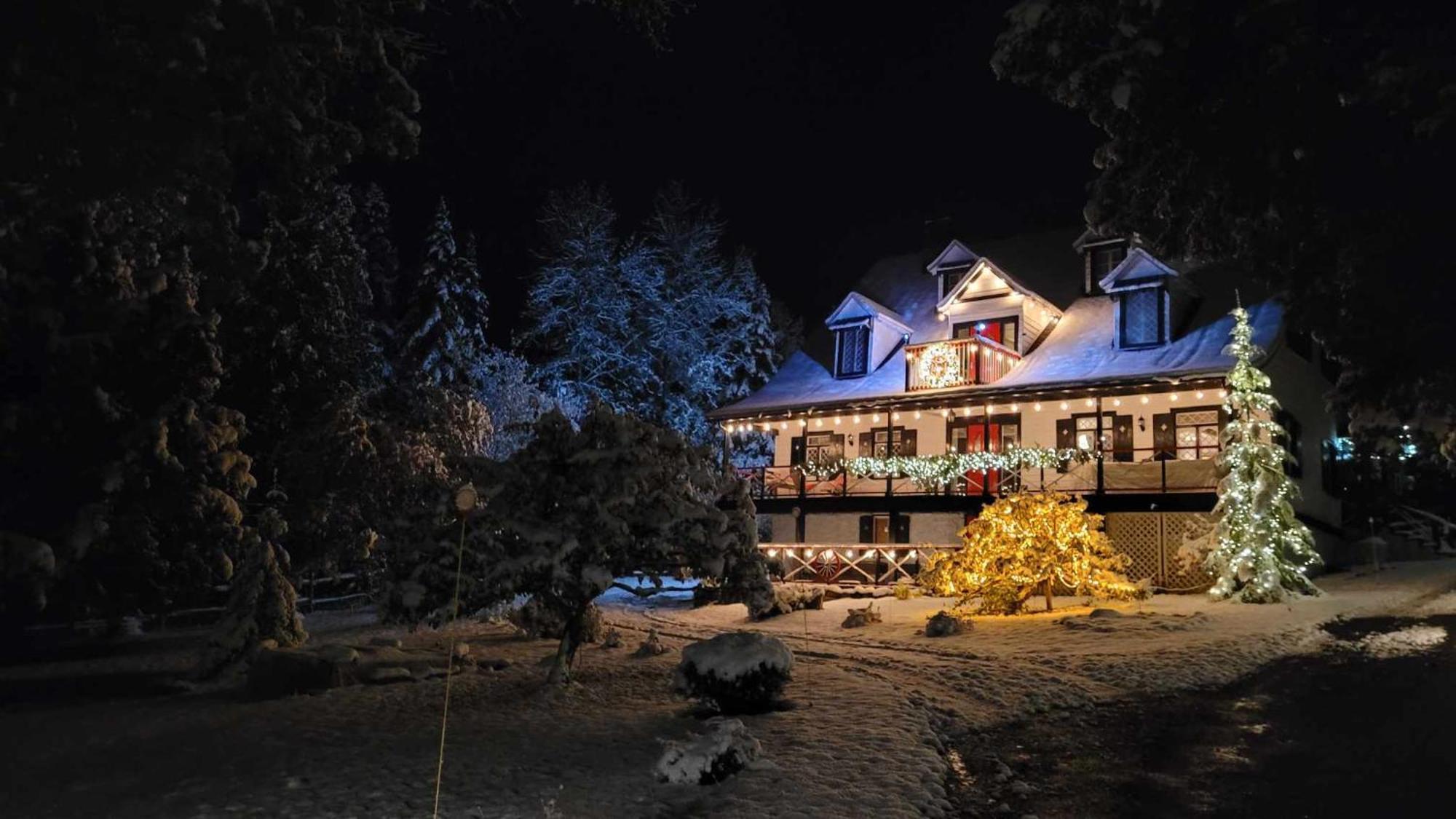 Auberge La Chatelaine La Malbaie Exterior photo
